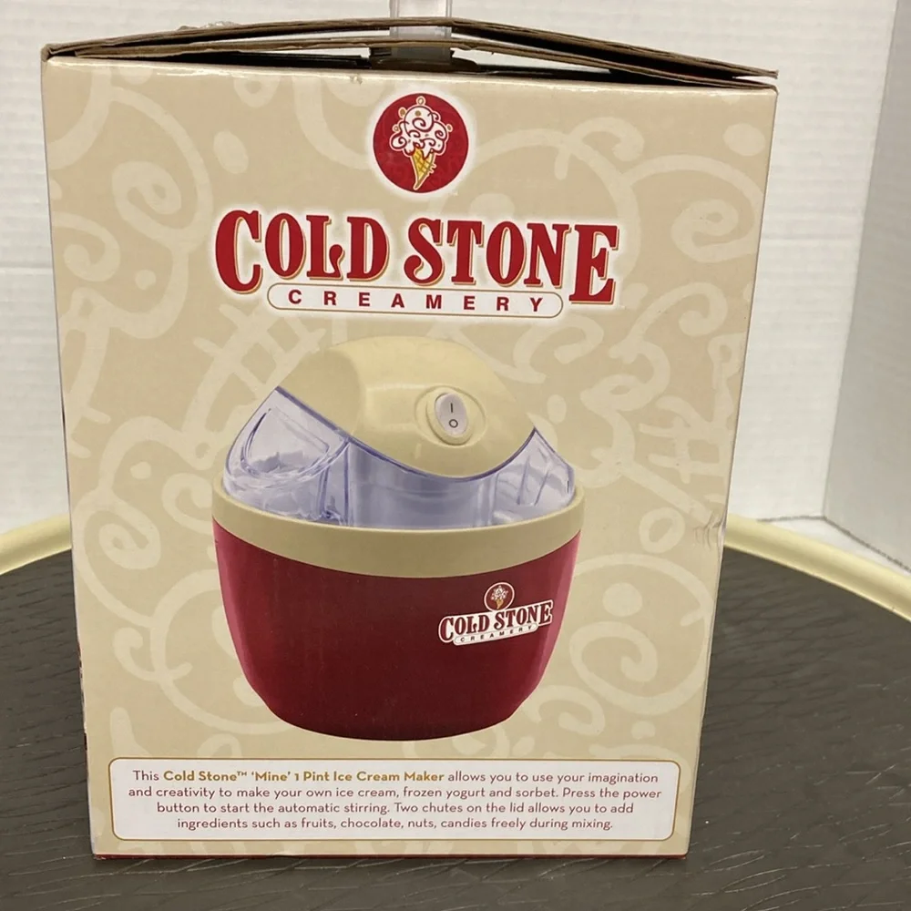 Cold Stone Creamery Ice Cream Maker Automatic 1 Pint Makes in 15 Minutes New